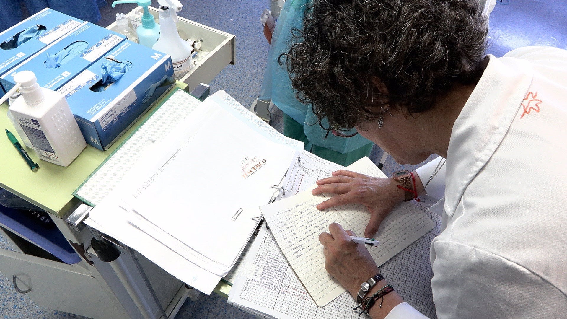 El Hospital de Mérida pone en marcha el primer 'Diario UCI' de Extremadura para apoyar a pacientes y familiares El Hospital de Mérida pone en marcha el primer 'Diario UCI' de Extremadura para apoyar a pacientes y familiares