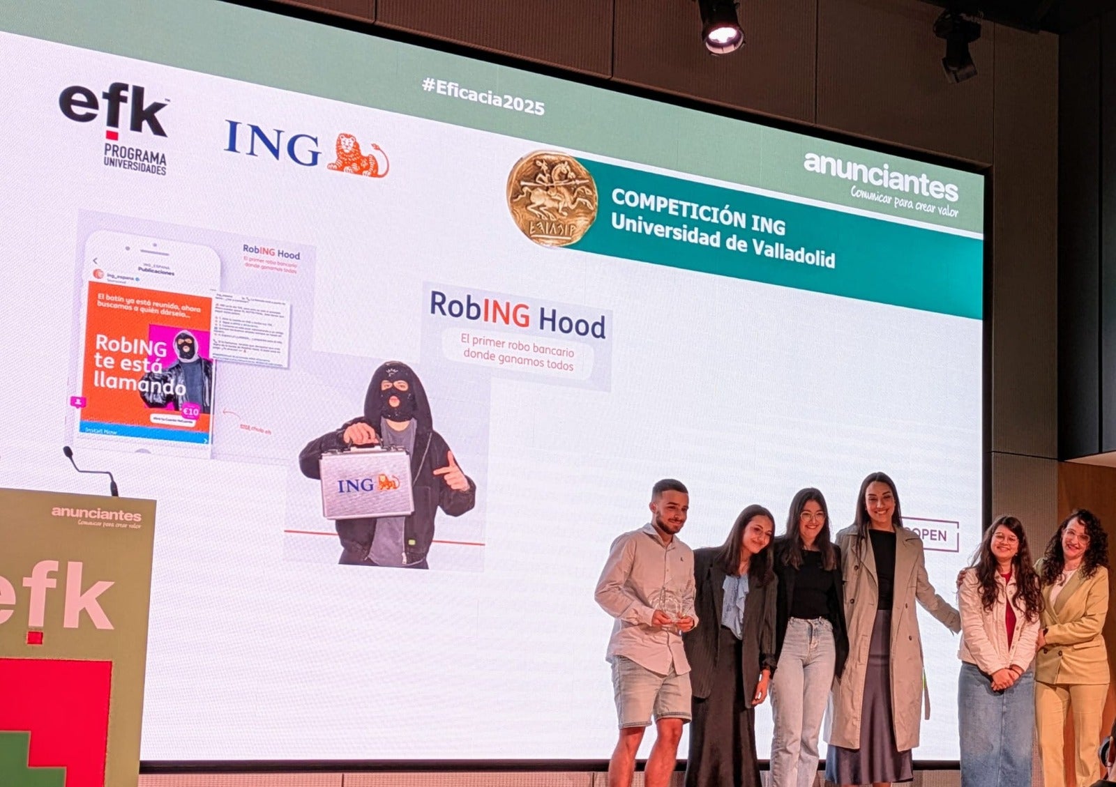 Alumnos de Publicidad ganan el Premio Eficacia Universidades de la Asociación Española de Anunciantes Alumnos de Publicidad ganan el Premio Eficacia Universidades de la Asociación Española de Anunciantes