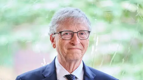 Bill Gates, fundador de la Fundación Gates, asiste a un acto de Save the Children sobre la equidad en las vacunas Bill Gates, fundador de la Fundación Gates, asiste a un acto de Save the Children sobre la equidad en las vacunas