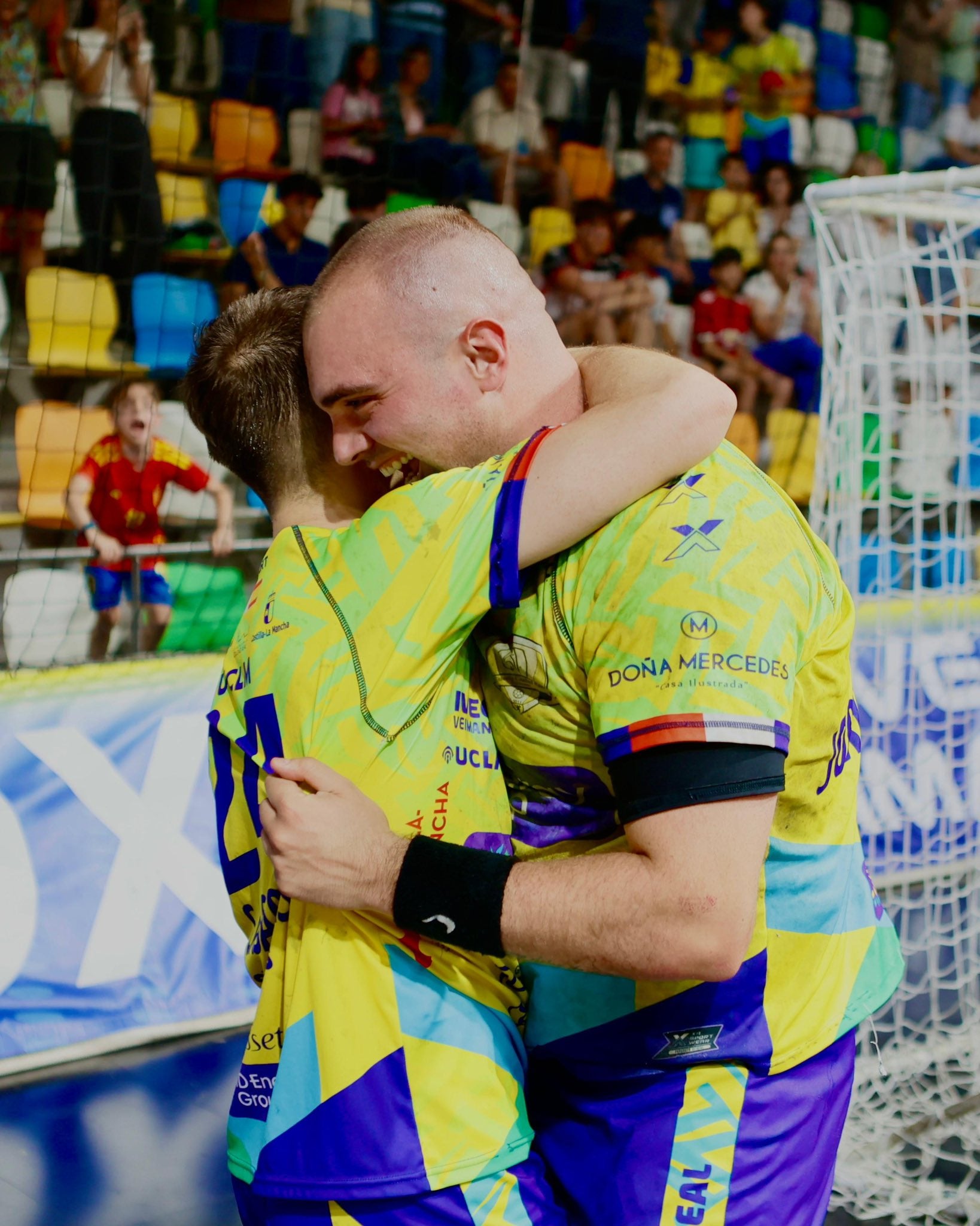 VÍDEOS: El Caserío de Ciudad Real logra un histórico ascenso a la Liga ASOBAL VÍDEOS: El Caserío de Ciudad Real logra un histórico ascenso a la Liga ASOBAL