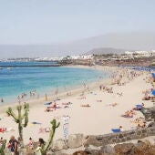 Playa Blanca, en el extremo sur de la isla de Lanzarote 