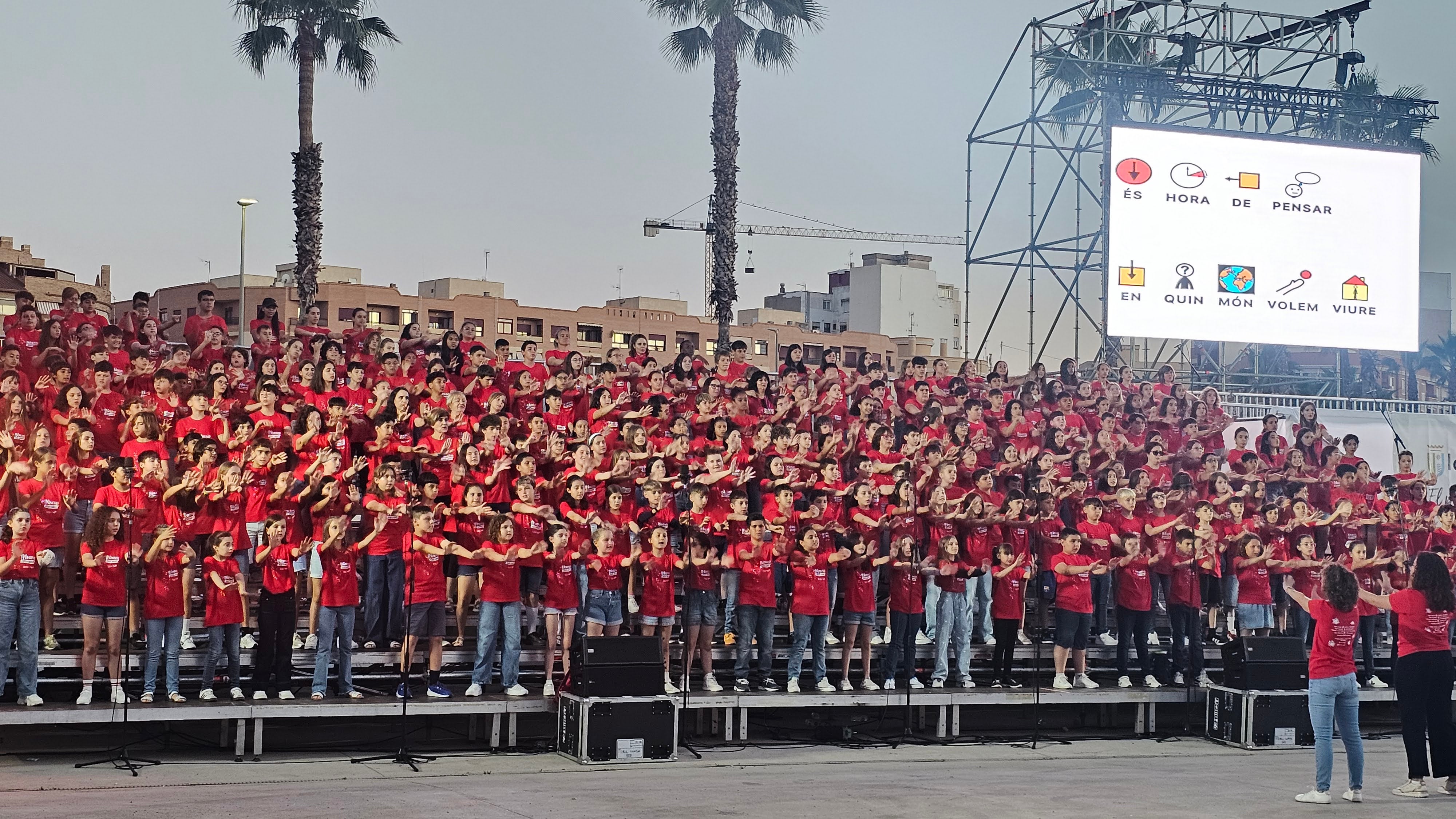 Villajoyosa vivió ayer una jornada inolvidable con la puesta en escena del proyecto educativo Innov@cant Villajoyosa vivió ayer una jornada inolvidable con la puesta en escena del proyecto educativo Innov@cant