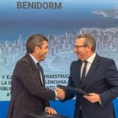 Carlos Mazón y Toni Pérez firman un acuerdo para mejorar la red de depuración y reutilización de aguas