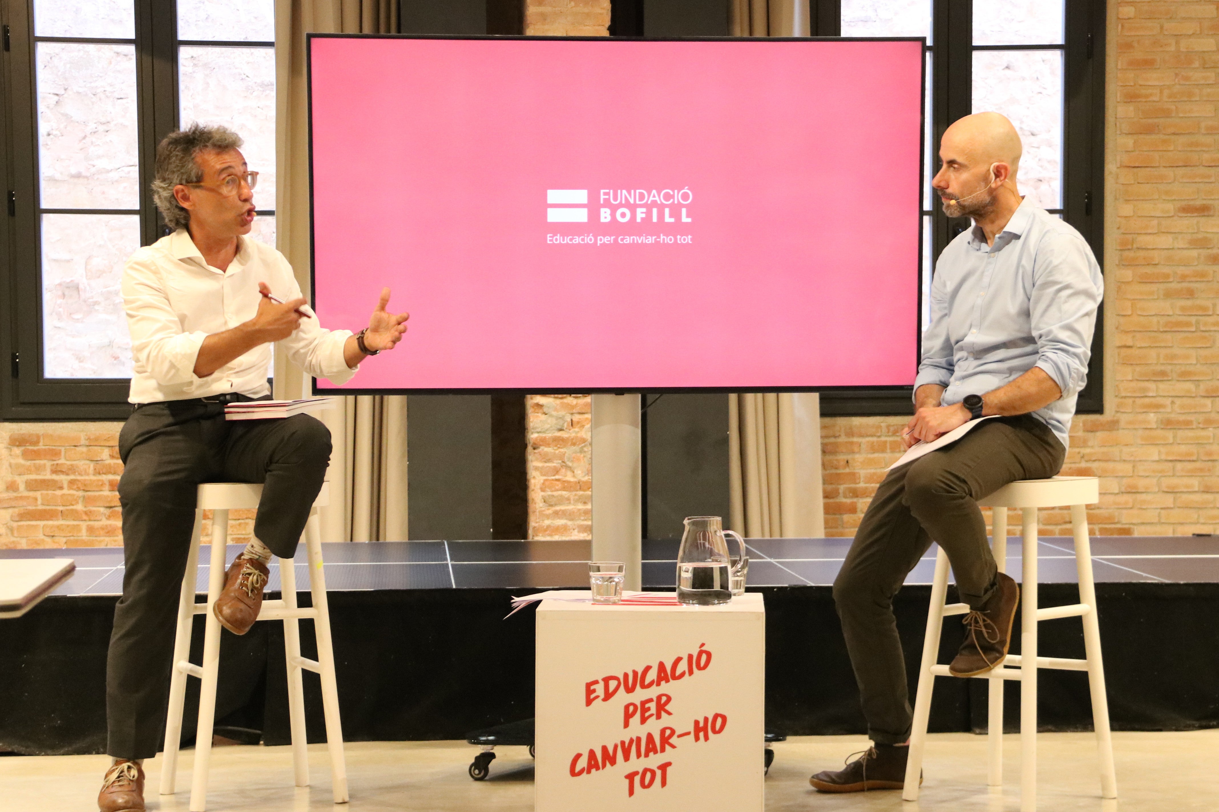 La Fundació Bofill proposa reduir una hora lectiva als docents de centres d'alta complexitat La Fundació Bofill proposa reduir una hora lectiva als docents de centres d'alta complexitat