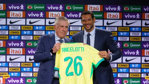 Ancelotti incluye a Casemiro y VinIcius en su primera lista Ancelotti incluye a Casemiro y VinIcius en su primera lista
