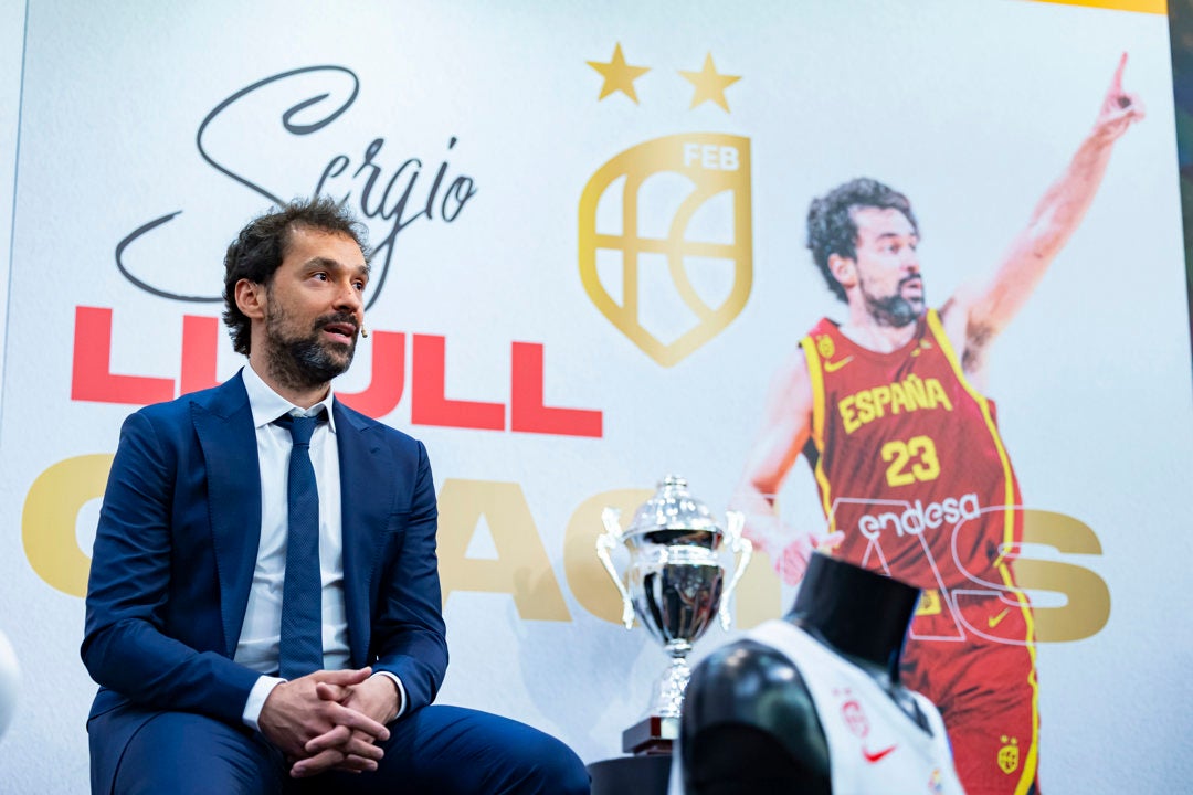 Sergio Llull anuncia su adiós a la selección española Sergio Llull anuncia su adiós a la selección española