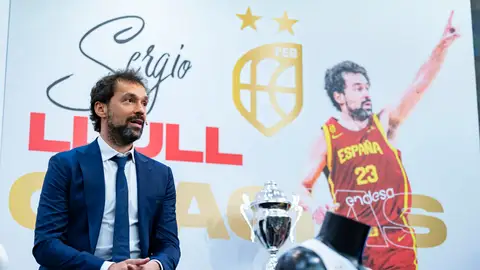 Sergio Llull anuncia su adiós a la selección española Sergio Llull anuncia su adiós a la selección española