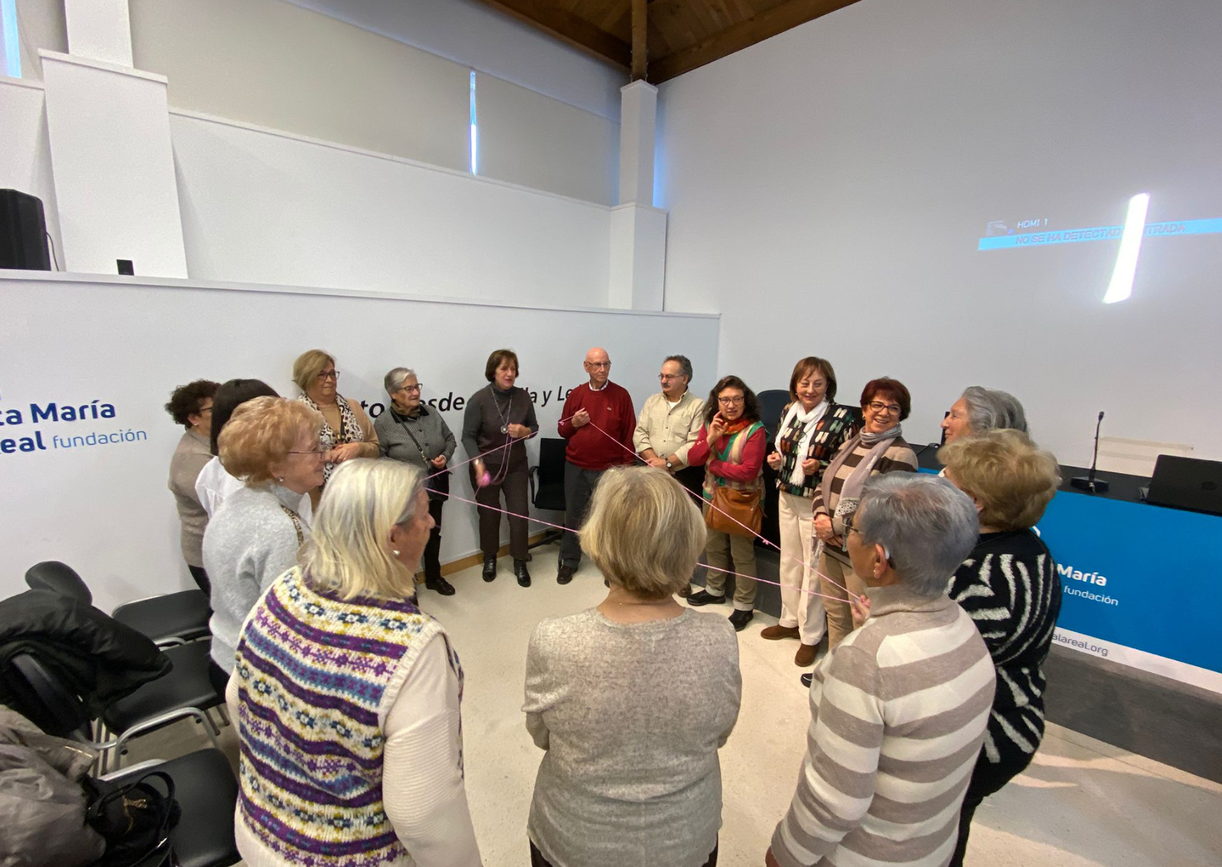 Fundación Santa María la Real lanza una nueva línea de proyectos de innovación social para personas mayores inspirada en la filosofía de “Lanzaderas de Empleo" Fundación Santa María la Real lanza una nueva línea de proyectos de innovación social para personas mayores inspirada en la filosofía de “Lanzaderas de Empleo"