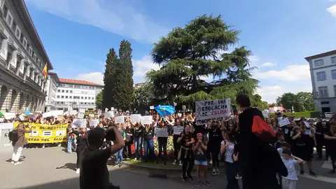 Los maestros paran en Asturias en rechazo de la política del Principado Los maestros paran en Asturias en rechazo de la política del Principado