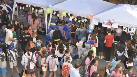 Cuatrocientos escolares "aprenden a emprender" en Huesca con Fundación Ibercaja Cuatrocientos escolares "aprenden a emprender" en Huesca con Fundación Ibercaja