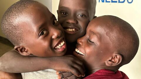 Todo lo recaudado va para Babies Uganda Todo lo recaudado va para Babies Uganda