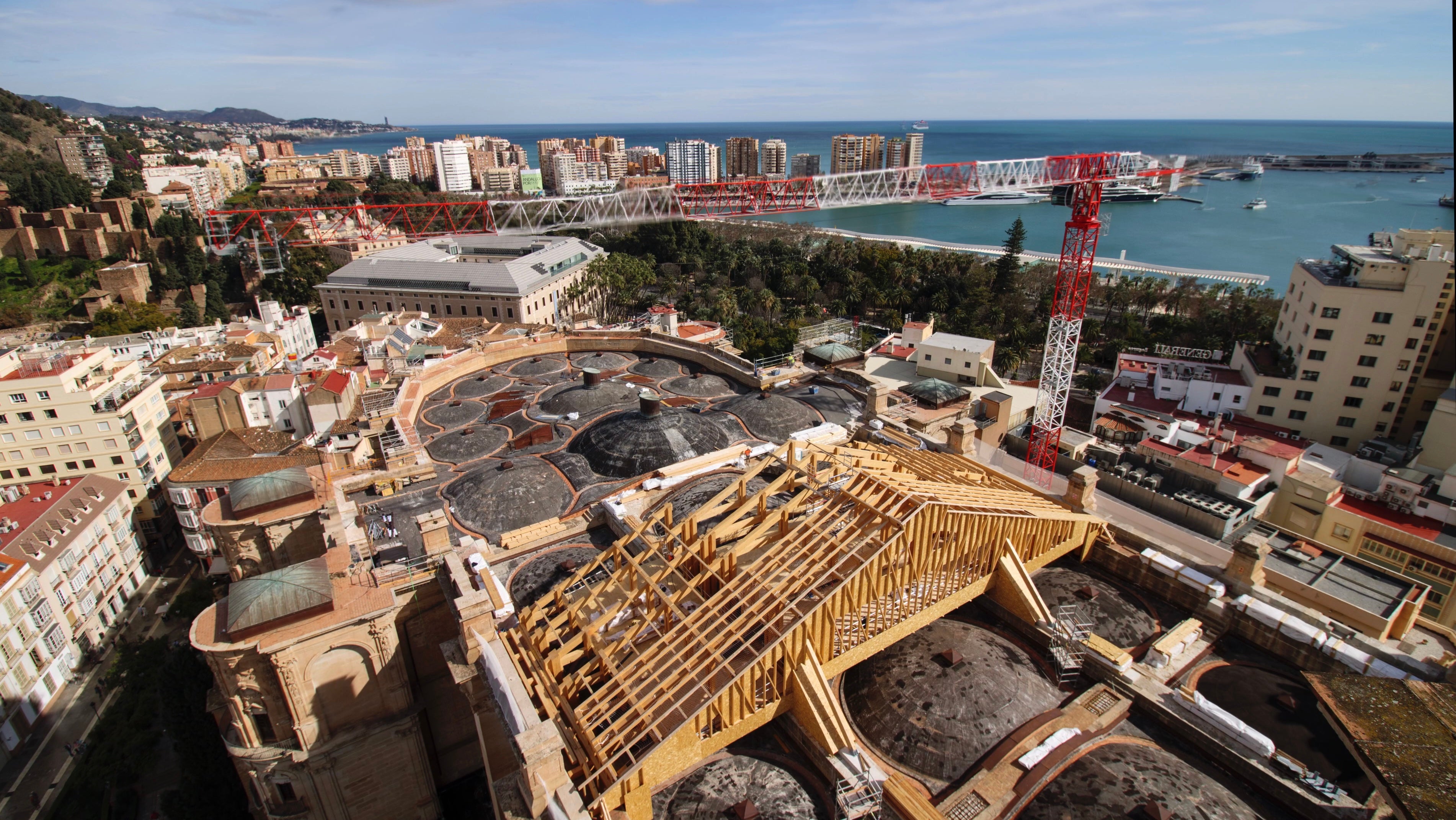 Seis meses de la obra de la Catedral de Málaga, en un minuto Seis meses de la obra de la Catedral de Málaga, en un minuto