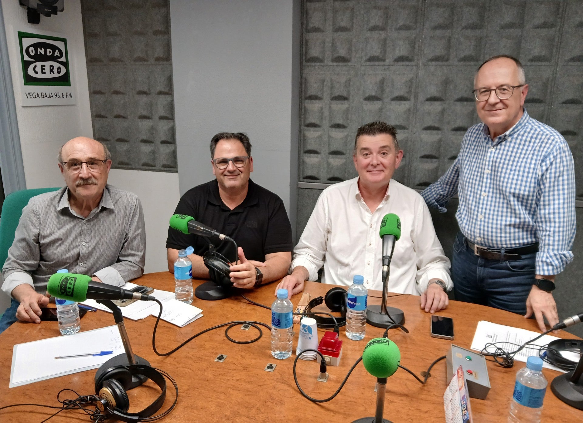 Socialistas veteranos como Joaquín Hernández y Antonio Pérez marcan las directrices para que el PSOE recupere alcaldías en la Vega Baja Socialistas veteranos como Joaquín Hernández y Antonio Pérez marcan las directrices para que el PSOE recupere alcaldías en la Vega Baja