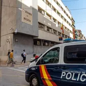Policía Nacional de Benidorm detiene a dos hombres por estafa Policía Nacional de Benidorm detiene a dos hombres por estafa