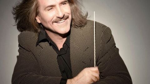 Luis Cobos