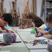 Niños realizando actividades