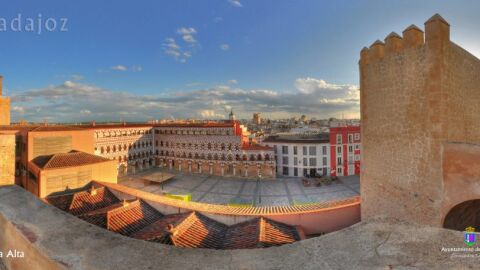 M&aacute;s de uno Badajoz