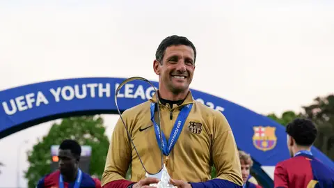 Juliano Belletti se convierte en nuevo técnico del Barça Atlètic Juliano Belletti se convierte en nuevo técnico del Barça Atlètic