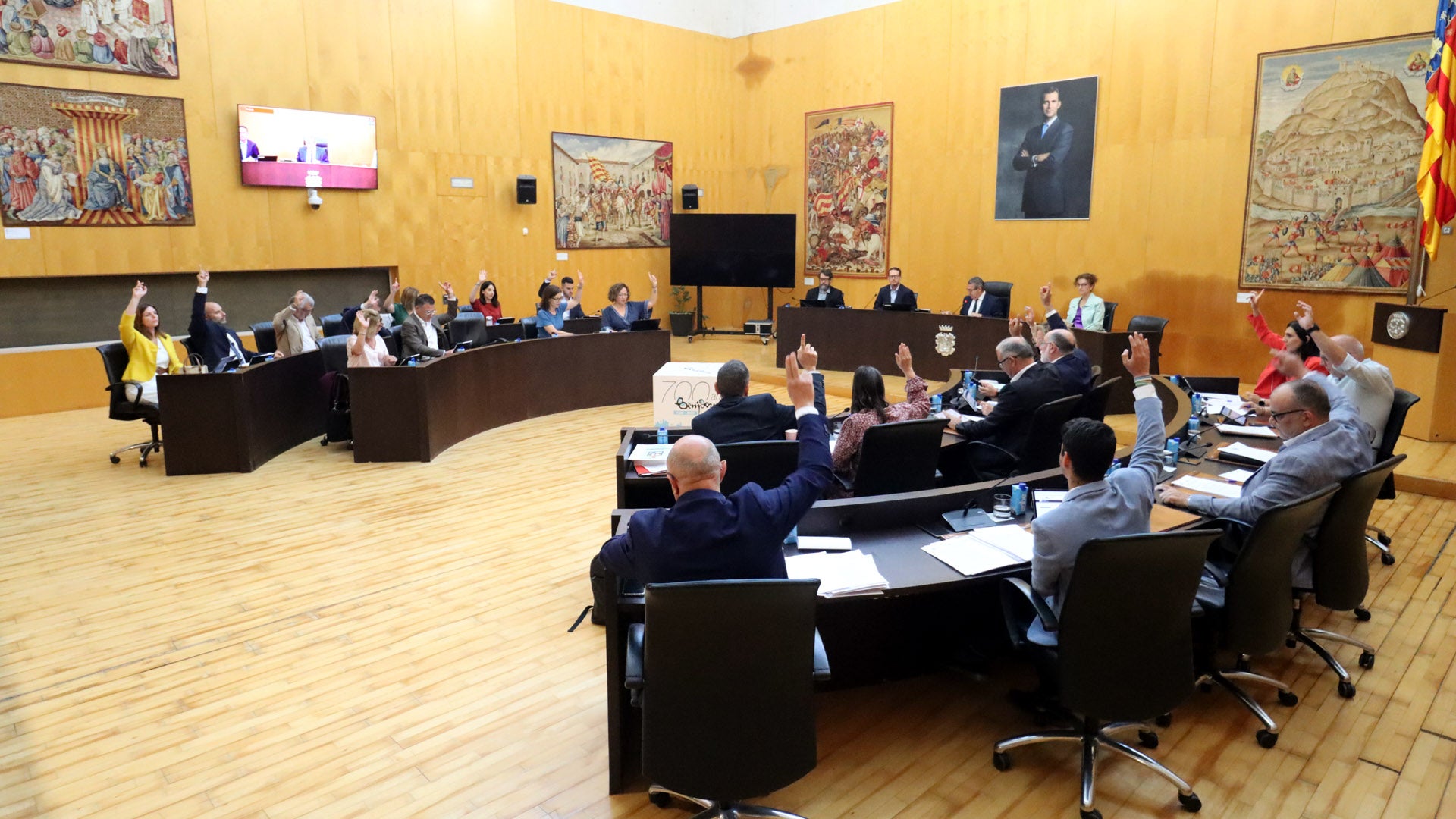 Benidorm aprueba dos mociones presupuestarias valoradas en más de 29 millones Benidorm aprueba dos mociones presupuestarias valoradas en más de 29 millones