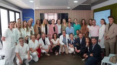 El Universitario de Badajoz recibe al centro de innovación móvil con formación en anestesia y medicina intensiva El Universitario de Badajoz recibe al centro de innovación móvil con formación en anestesia y medicina intensiva