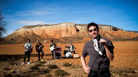 Valiente Bosque nos invita a disfrutar de su nuevo álbum en onda Cero. Valiente Bosque nos invita a disfrutar de su nuevo álbum en onda Cero.