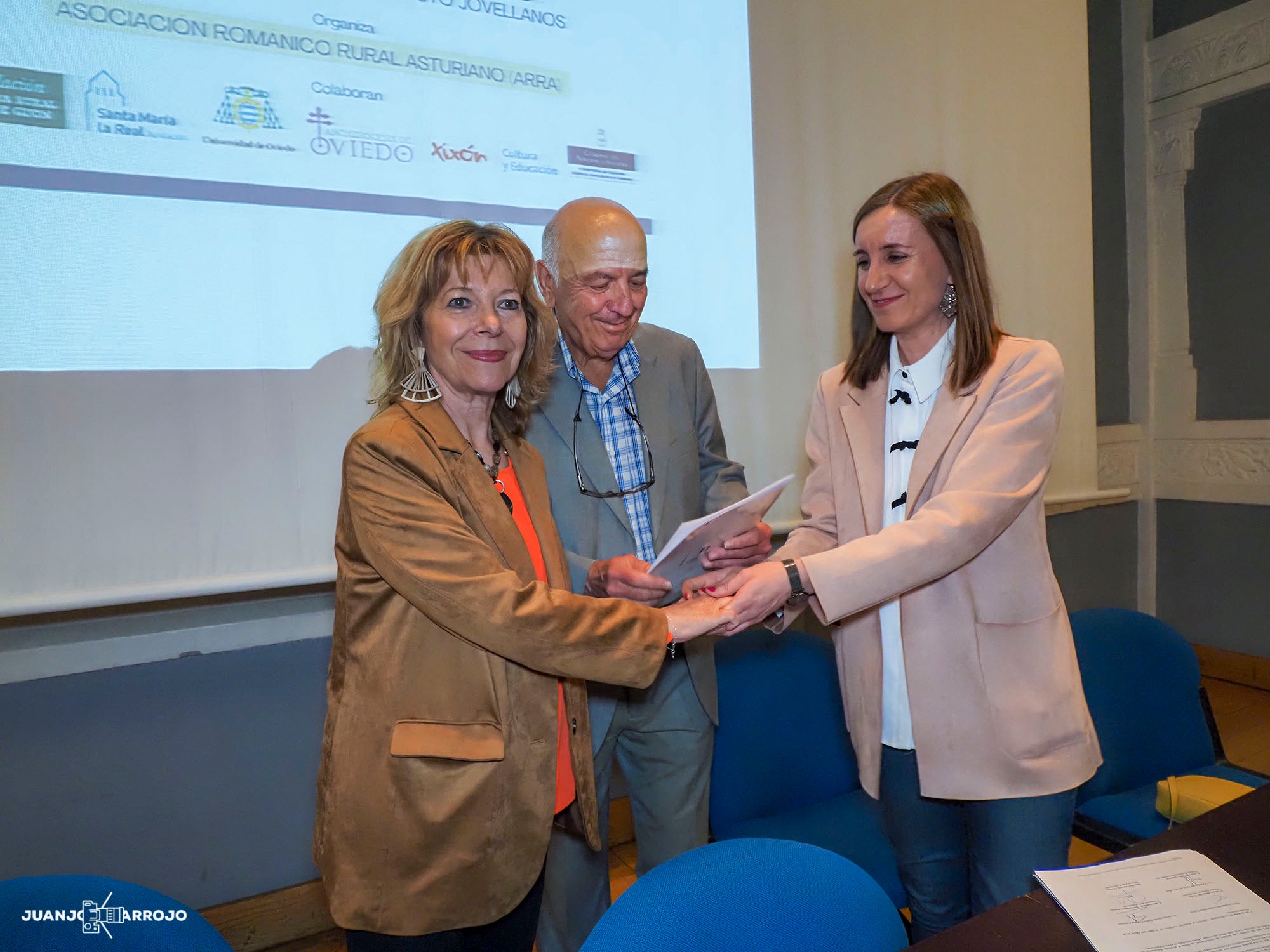 Nuevo acuerdo de colaboración en torno al románico Nuevo acuerdo de colaboración en torno al románico