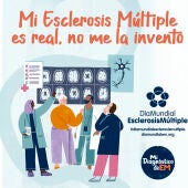 Almoradí ilumina de naranja la Plaza de la Constitución por el Día de la Esclerosis Múltiple