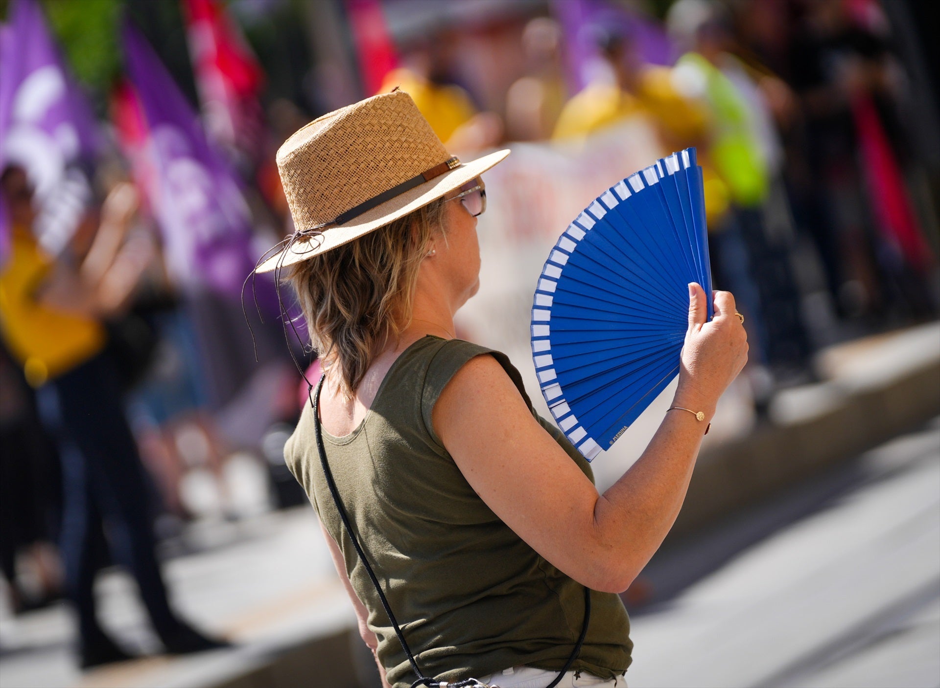 El calor se mantendrá este fin de semana con temperaturas hasta diez grados por encima de lo normal en toda España El calor se mantendrá este fin de semana con temperaturas hasta diez grados por encima de lo normal en toda España