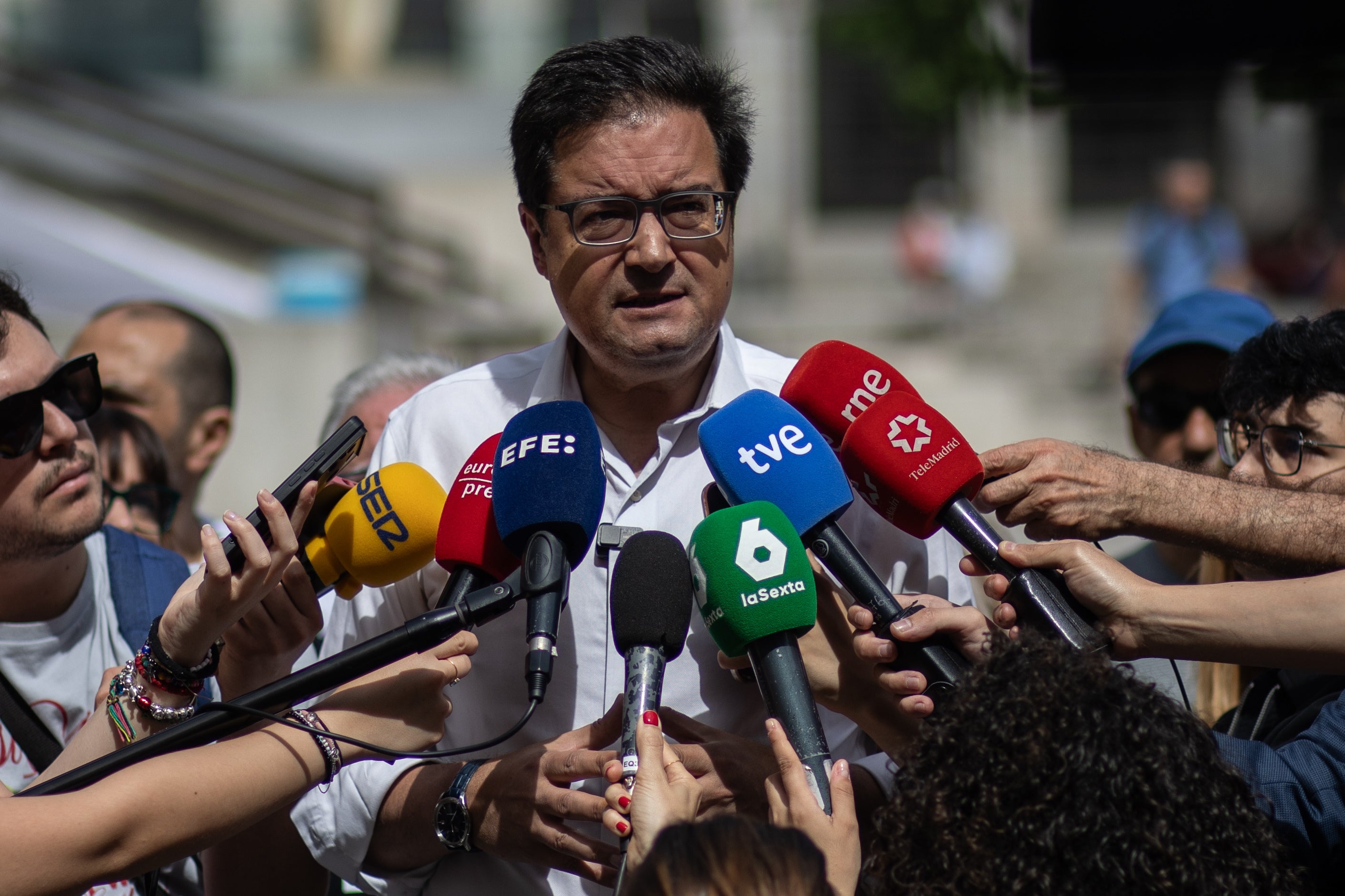 Óscar López acusa a la oposición de actuar "como la mafia": "Toda la verdad saldrá a la luz" Óscar López acusa a la oposición de actuar "como la mafia": "Toda la verdad saldrá a la luz"