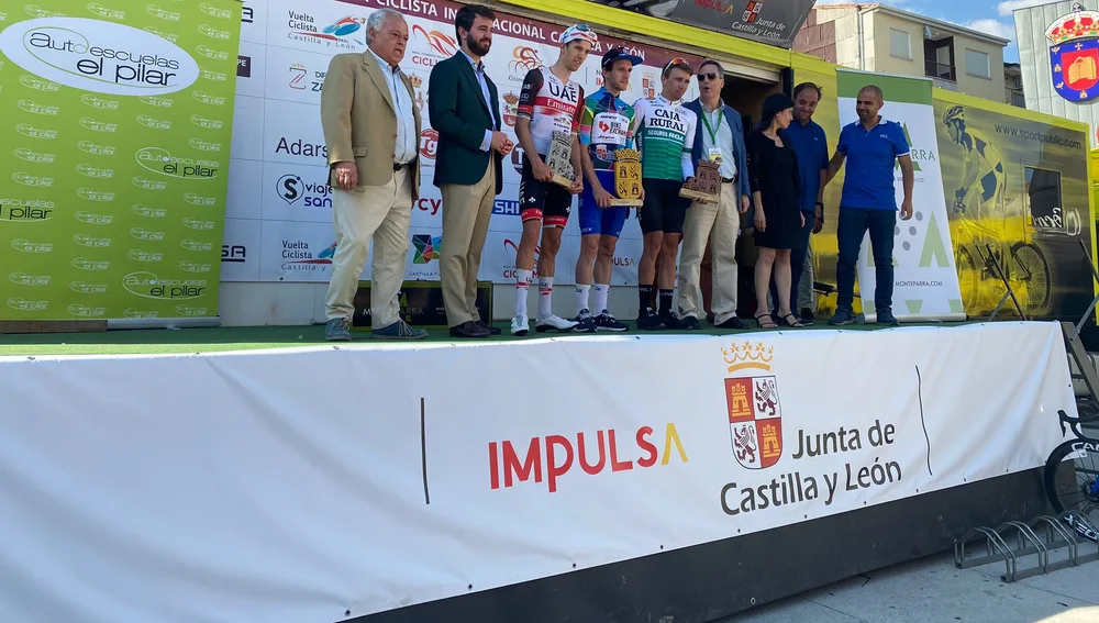 Políticos y ciclistas, en la carrera autonómica de 2022 Políticos y ciclistas, en la carrera autonómica de 2022
