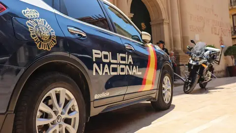 Coche de la Policía Nacional Coche de la Policía Nacional