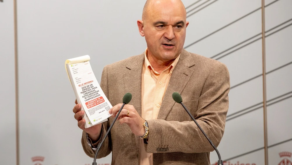 Vicent Marí, presidente del Consell d'Eivissa durante la rueda de prensa Vicent Marí, presidente del Consell d'Eivissa durante la rueda de prensa