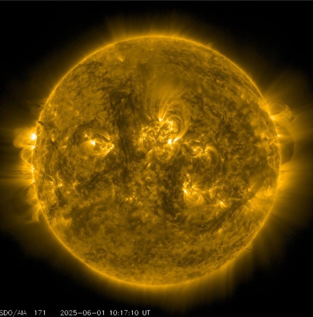La Agencia Espacial Española alerta de una "tormenta solar severa" en las últimas horas: puede provocar alteraciones en redes eléctricas La Agencia Espacial Española alerta de una "tormenta solar severa" en las últimas horas: puede provocar alteraciones en redes eléctricas