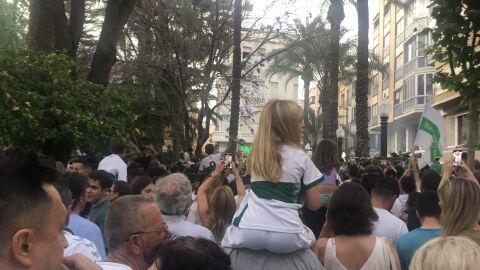 Celebrando el ascenso en La Glorieta