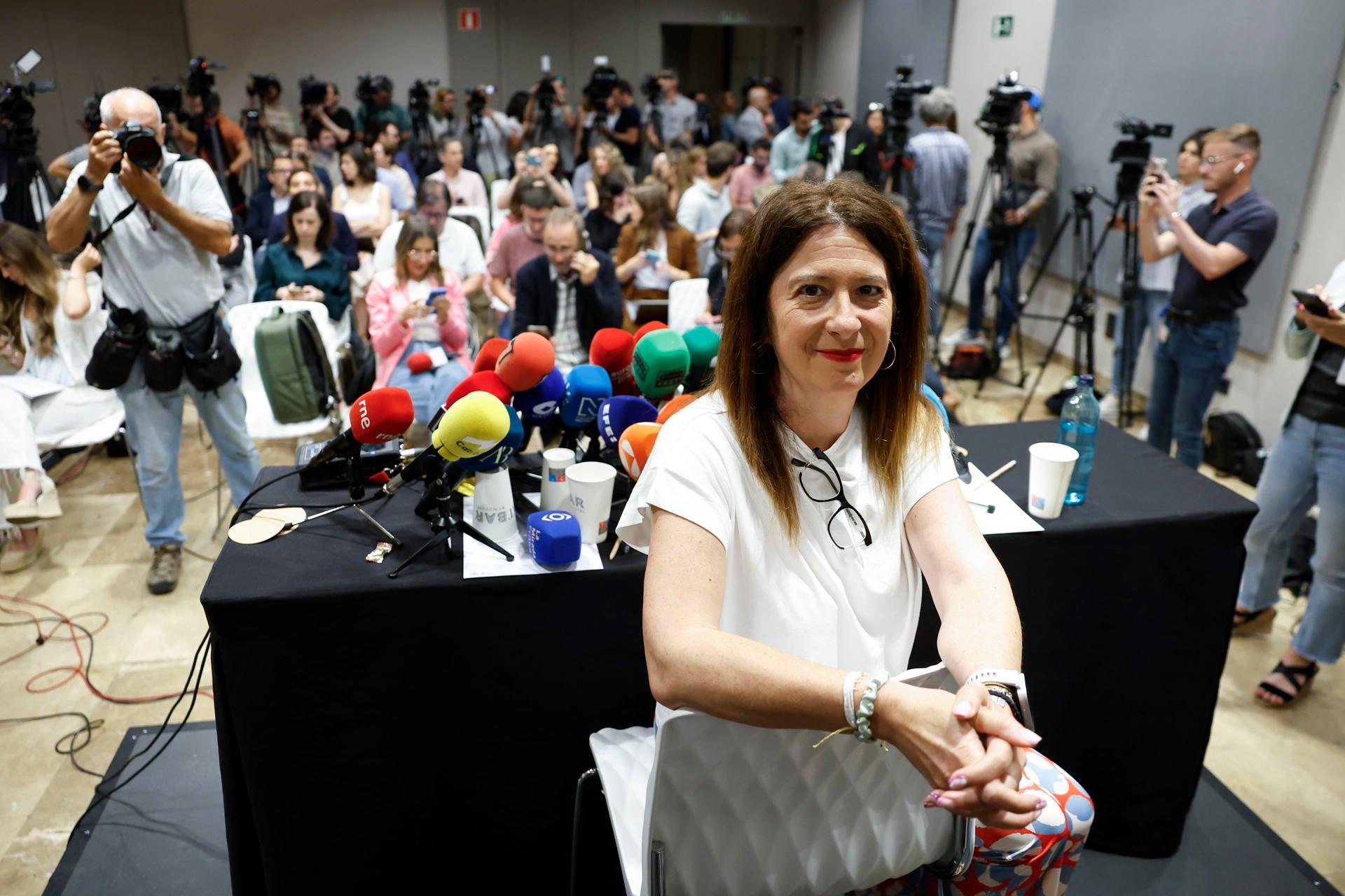"Leire Díez se ha presentado como una Quijote femenina luchando contra las cloacas del Estado": la sentencia de Carmen Morodo sobre la fontanera del PSOE "Leire Díez se ha presentado como una Quijote femenina luchando contra las cloacas del Estado": la sentencia de Carmen Morodo sobre la fontanera del PSOE