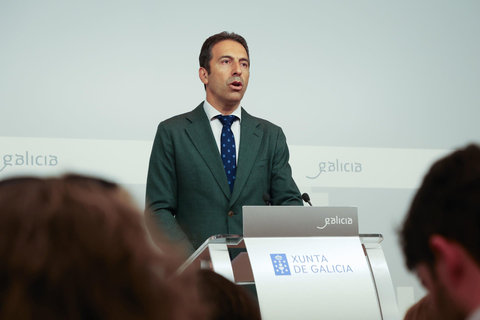 El juzgado de Ferrol descarta procesar al exconselleiro Alfonso Villares El juzgado de Ferrol descarta procesar al exconselleiro Alfonso Villares