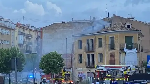 Hasta el lugar del suceso se desplazaron dos dotaciones de bomberos del Ayuntamiento de Cuenca Hasta el lugar del suceso se desplazaron dos dotaciones de bomberos del Ayuntamiento de Cuenca