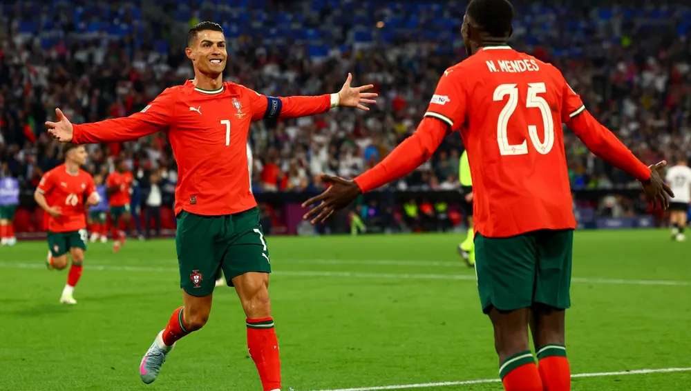 Cristiano Ronaldo celebra el gol de la victoria ante Alemania Cristiano Ronaldo celebra el gol de la victoria ante Alemania