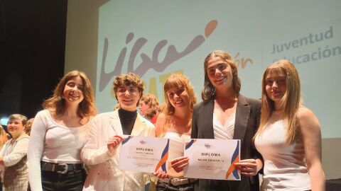 IES Laboral vuelve a ganar la Liga de debate escolar