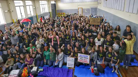 Encierro de profesores en el IES Fernández Vallín de Gijón Encierro de profesores en el IES Fernández Vallín de Gijón