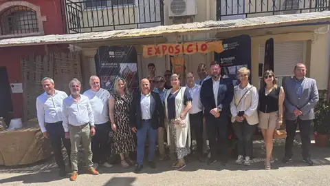 La exposición itinerante ha empezado en La Salzadella con motivo de la feria de la cereza. La exposición itinerante ha empezado en La Salzadella con motivo de la feria de la cereza.