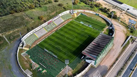 La Junta destinará 250.000 euros para mejorar el césped del estadio Príncipe Felipe de Cáceres La Junta destinará 250.000 euros para mejorar el césped del estadio Príncipe Felipe de Cáceres