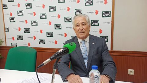 Francisco Ureña en los estudios de Onda Cero Ciudad Real