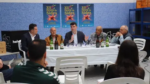 Coñecemos a programación da XII Feira da Sidra da Estrada co seu alcalde, Gonzalo Louzao. Presentación da Feira da Sidra