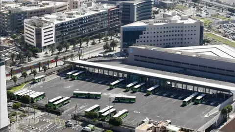 Imagen de los aledaños de donde se celebrará el desfile del Día de las Fuerzas Armadas 2025 en Santa Cruz de Tenerife Imagen de los aledaños de donde se celebrará el desfile del Día de las Fuerzas Armadas 2025 en Santa Cruz de Tenerife