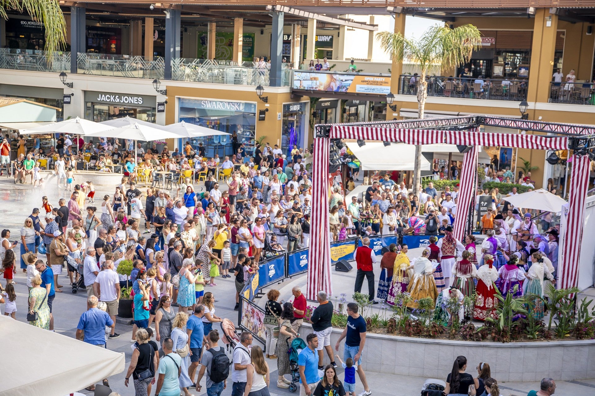 Zenia Boulevard activa su verano más inclusivo, cultural y divertido con una variada programación de actividades Zenia Boulevard activa su verano más inclusivo, cultural y divertido con una variada programación de actividades
