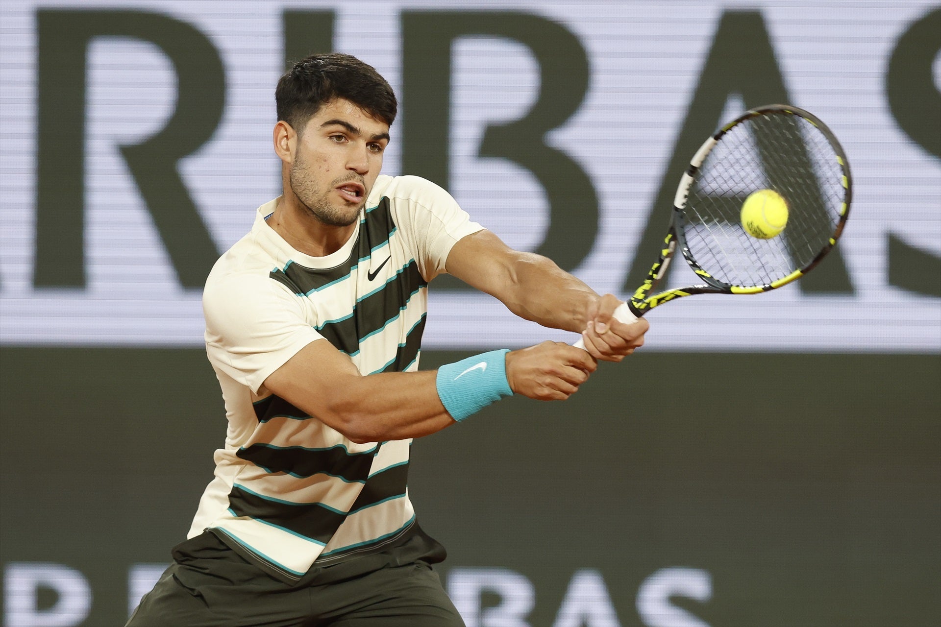 Alcaraz alcanza la final de Roland Garros tras la retirada de Musetti Alcaraz alcanza la final de Roland Garros tras la retirada de Musetti