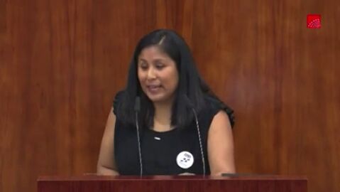La diputada Paredes, a Ayuso: "Ustedes firmaron sentencias de muerte para miles de personas"