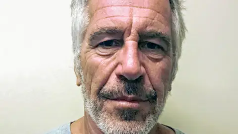 Foto policial de Jeffrey Epstein Foto policial de Jeffrey Epstein
