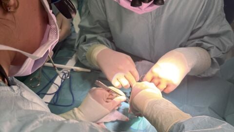 Cirujanos cardiacos pedi&aacute;tricos del Hospital p&uacute;blico 12 de Octubre corrigen en Burgos una malformaci&oacute;n en el coraz&oacute;n de un beb&eacute; prematuro